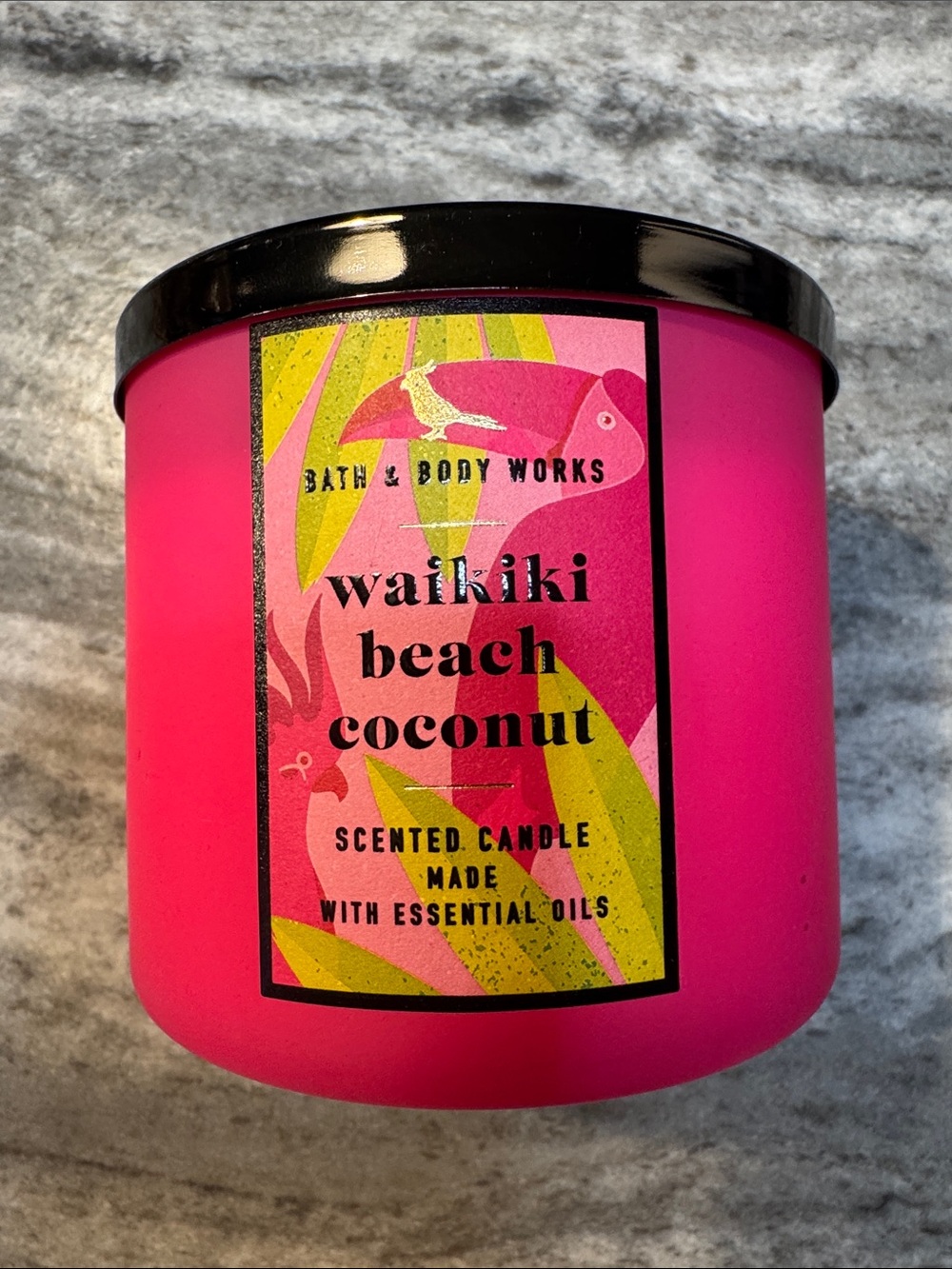 Bath & Body Works Waikiki Beach Coconut Candle - Hot Pink
